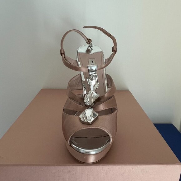 NEW Miu Miu Nude Satin Bejeweled Calzature Donna T-Strap Platform High Heels - Picture 3 of 11